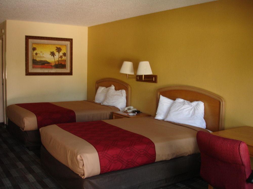 Jax Airport Hotel Jacksonville Eksteriør bilde